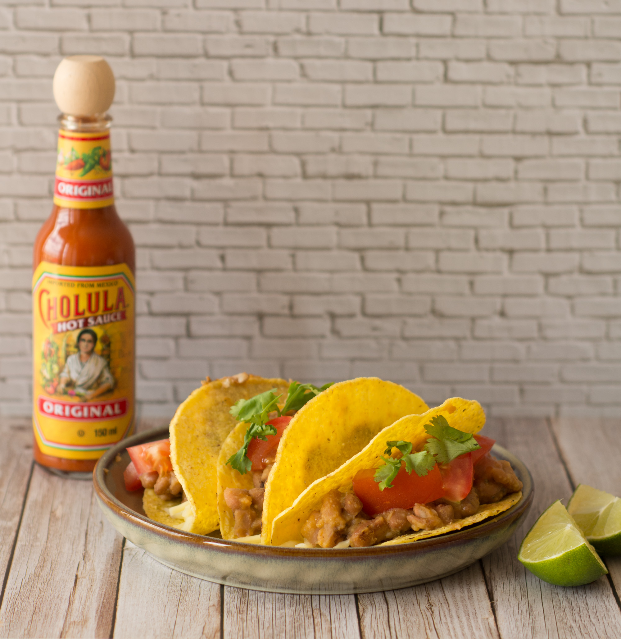 Taco with chili and lime